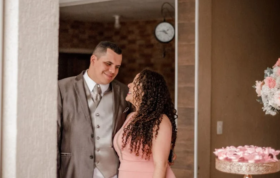 Salsa Dreams: A Guide for White Man to Captivating a Latina’s Heart