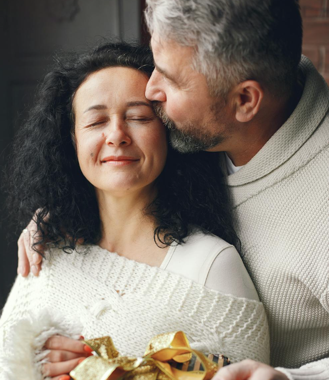 Top 10 Places for Seniors to Meet New People and Companions