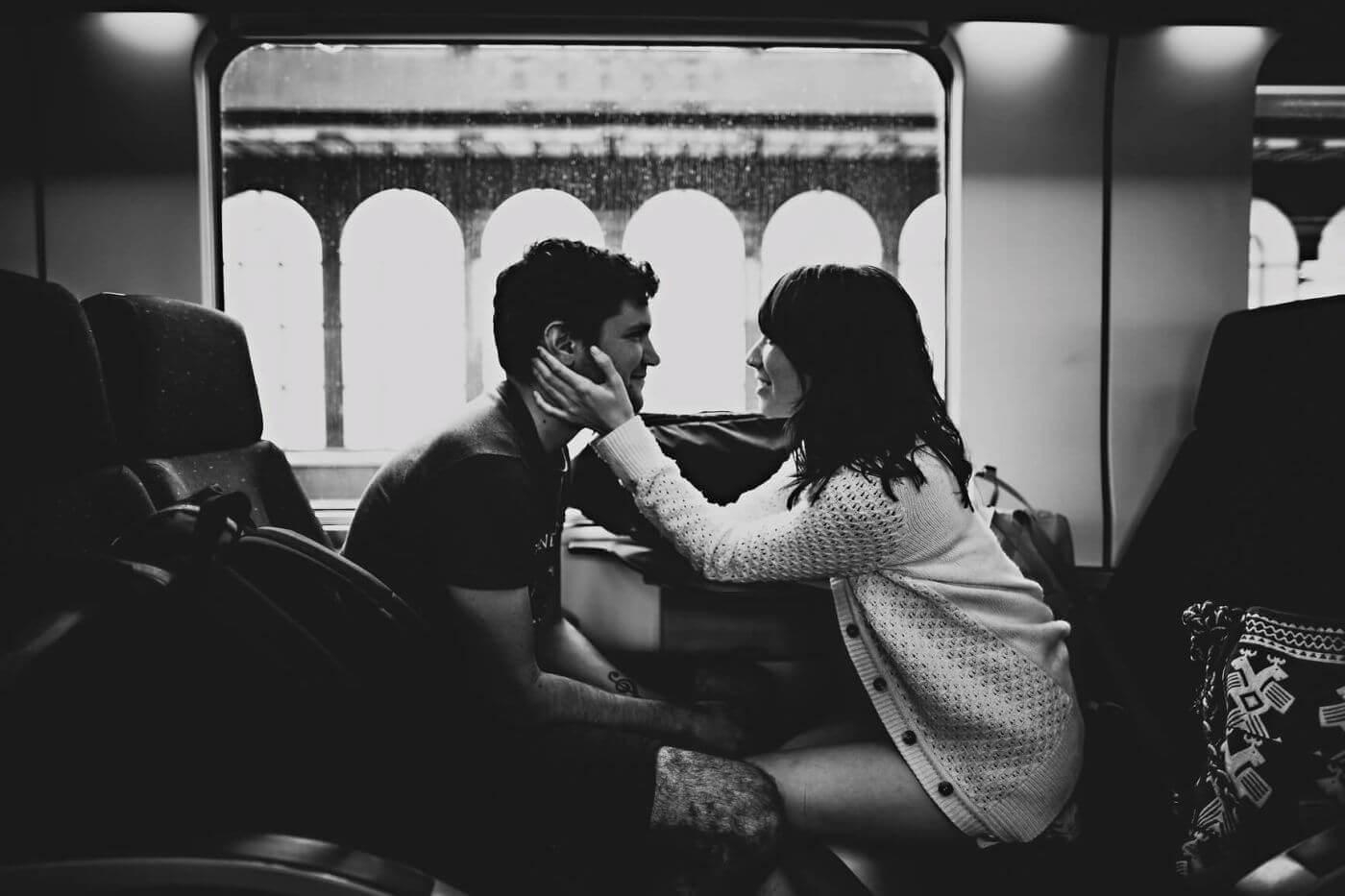 10 Best Online Long Distance Dating Sites (2026)