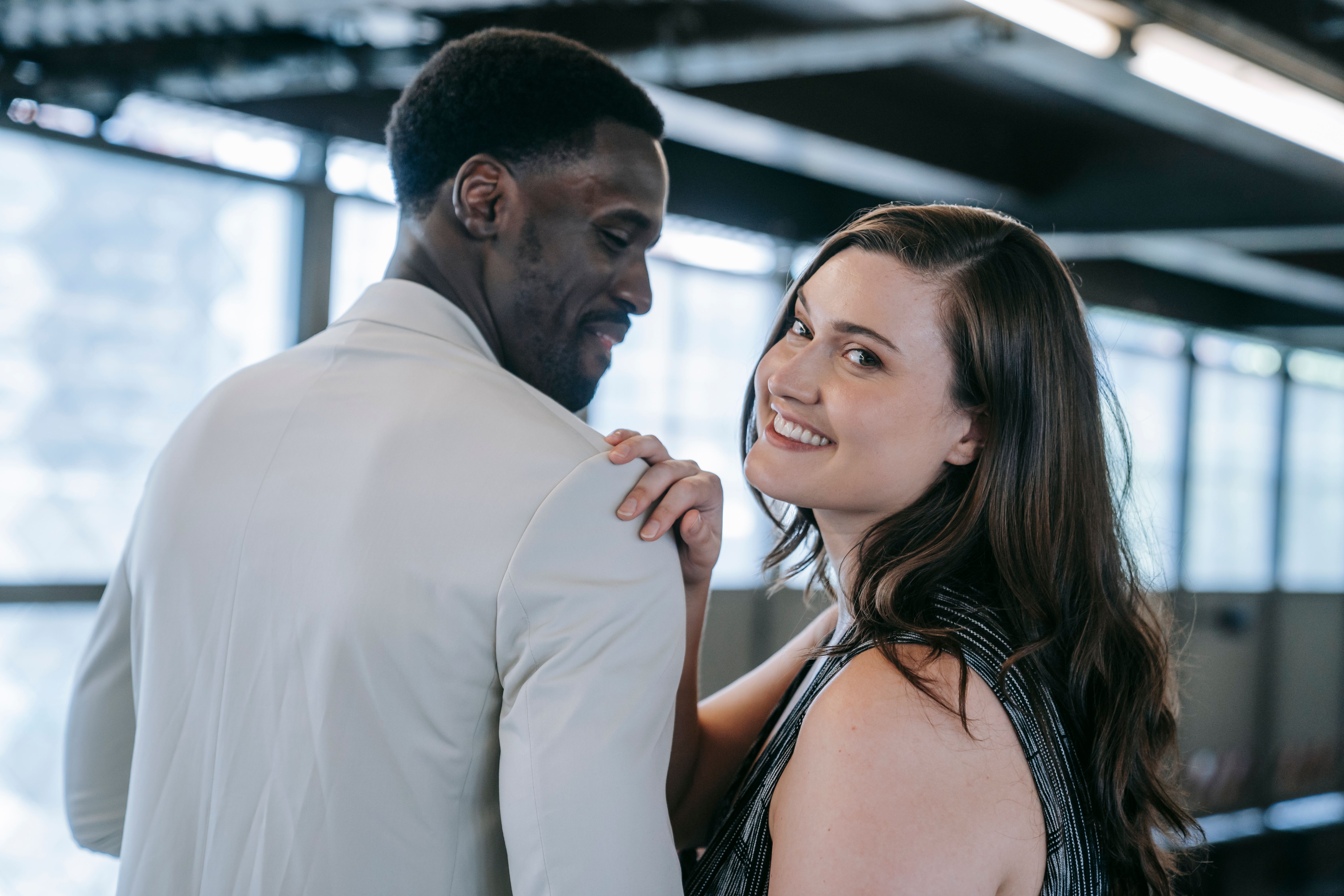 Mixed Dating App: Why Love Doesn't Care About Boundaries
