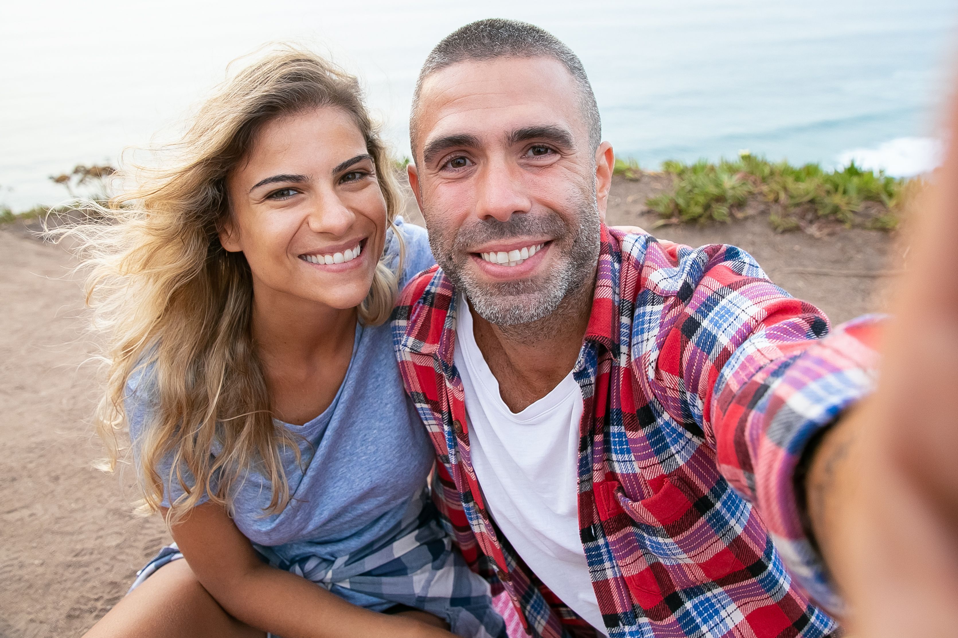 Going Out With an Older Man: What to Really Expect